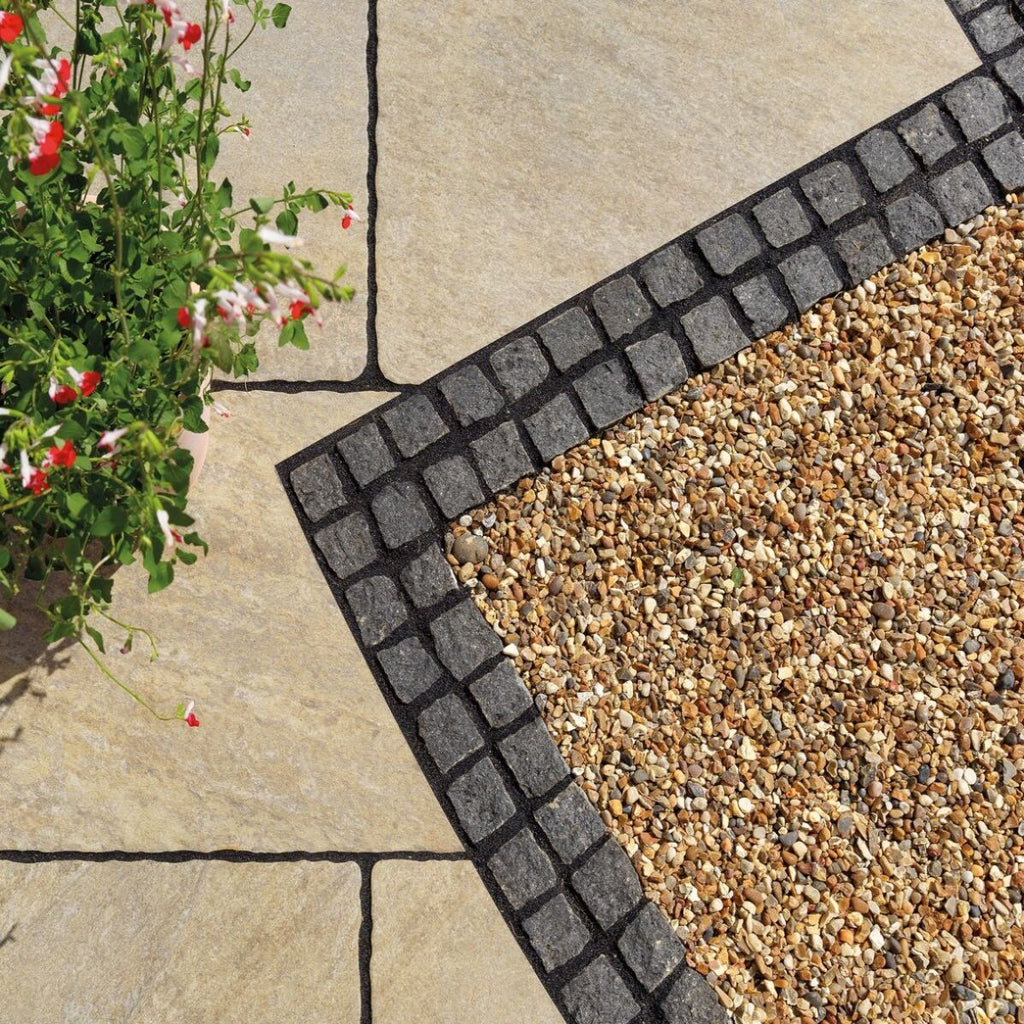 Black Granite Setts - Driveway Stone Block Paving (100 x 100 mm)