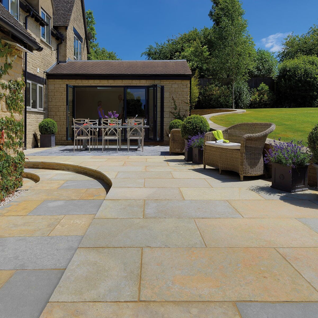 Abbey Sawn Light Grey Limestone Paving Slabs - Light Grey/Light Golden