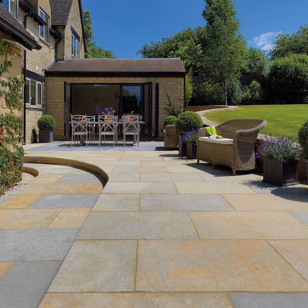 Abbey Sawn Light Grey Limestone Paving Slabs - Light Grey/Light Golden