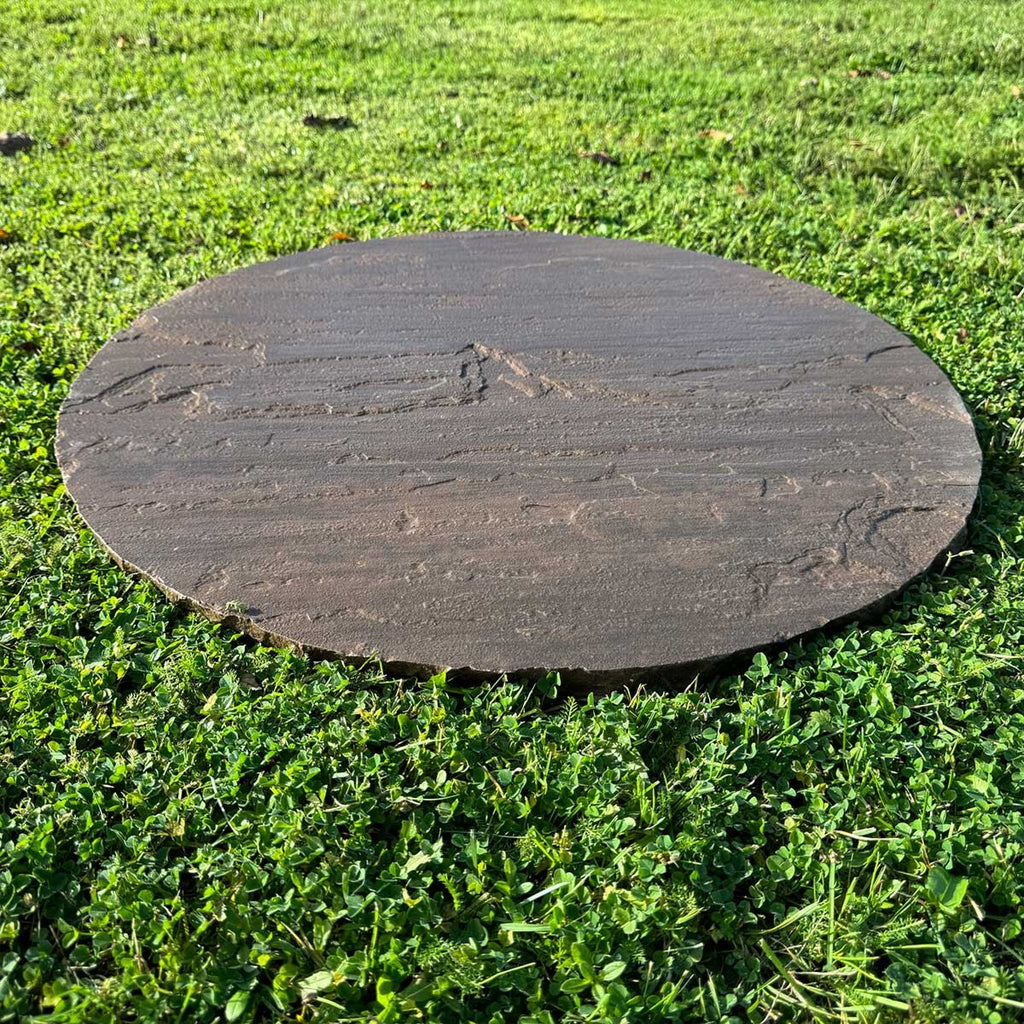 Raj Blend Riven Sandstone Circle Paver (600 mm Diameter) - Round Stone Base (8 Circle Pieces)