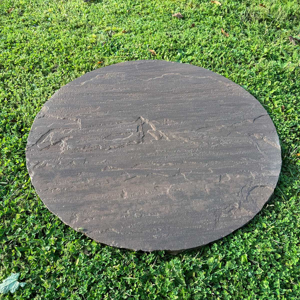 Raj Blend Riven Sandstone Circle Paver (600 mm Diameter) - Round Stone Base (8 Circle Pieces)