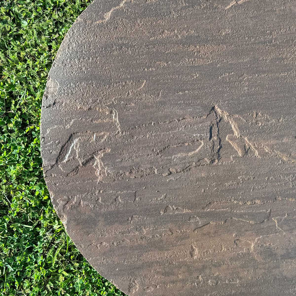 Raj Blend Riven Sandstone Circle Paver (600 mm Diameter) - Round Stone Base (8 Circle Pieces)