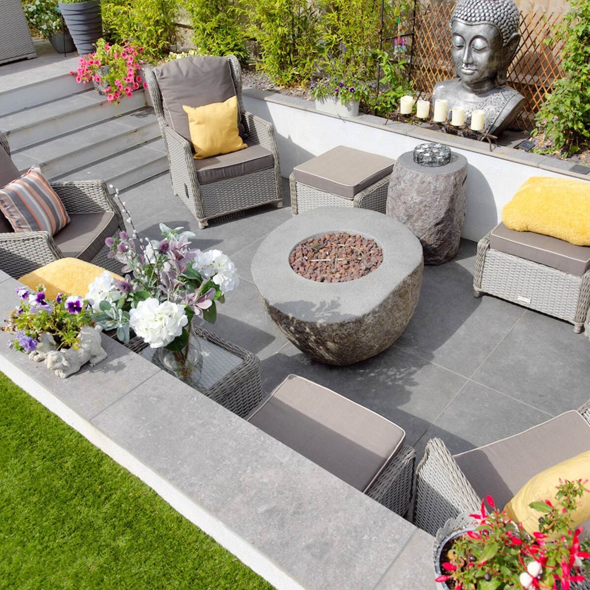 Tegel Moon - Mid Grey Porcelain Paving Slabs (900 x 900 mm)