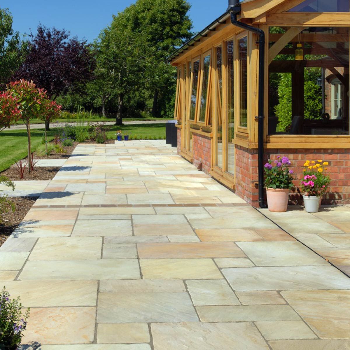 Deanery Flagstones - Tumbled Sandstone Paving Tudor Antique - Stone Paving Slabs