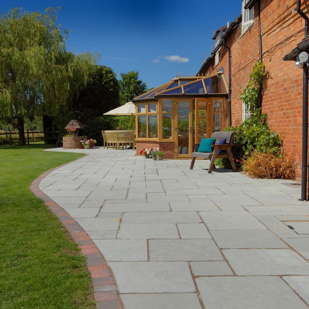 Denby Flagstones - Tumbled Limestone Paving Tudor Antique - Stone Paving Slabs
